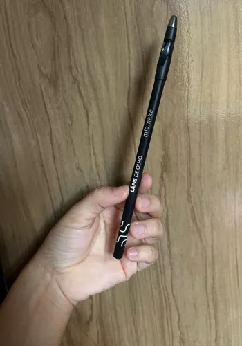 Lápis de Olho Preto - Miamake