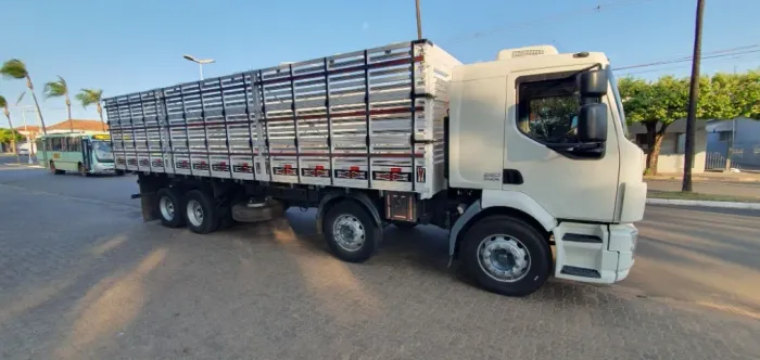 VOLVO BI TRUCK VM 260