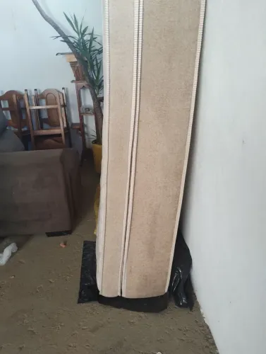 Colchões semi novos