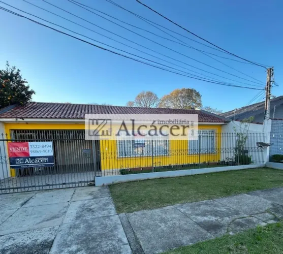 Imóvel para venda possui 145 metros quadrados com 3 quartos em Santa Quitéria - Curitiba -