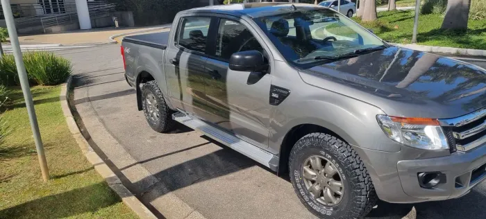 Ford Ranger XLS 3.2 20V 4X4 CD Diesel Mec. 2014