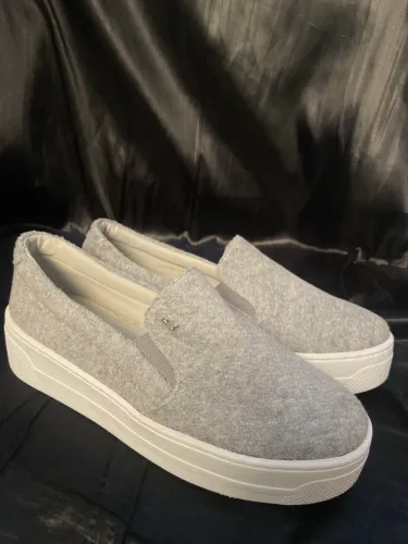 Tênis Santa Lolla Slip on cinza tam 39 - NOVO salto plataforma