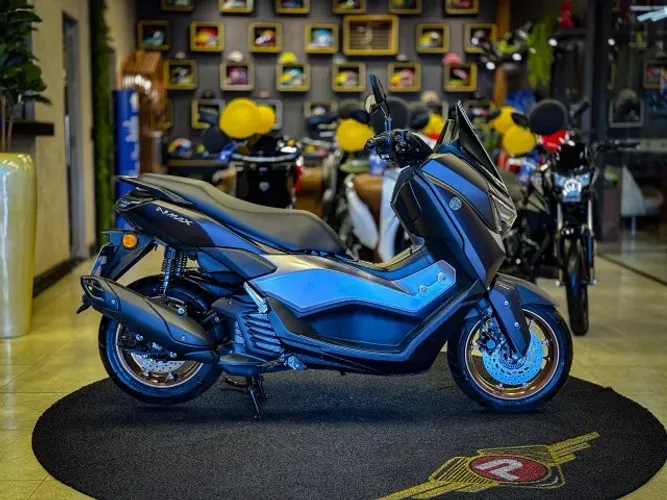 YAMAHA XMAX 300 CONNECTED 2026