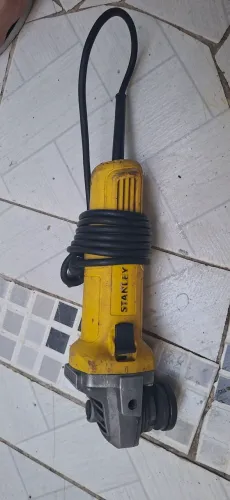 Esmerilhadeira