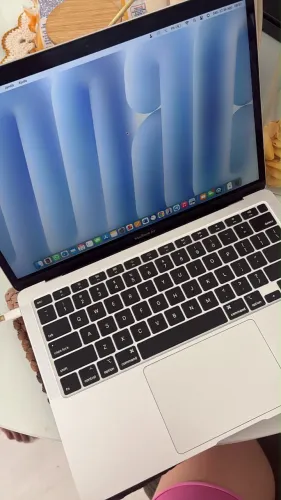 Macbook Air 2020