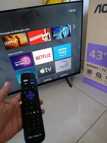 TV Smart 43 bordas finíssima nova na caixa 
