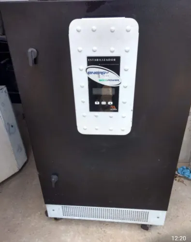 Estabilizador de energia trifásico 75kva 220/380