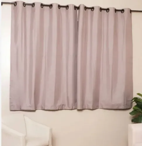 Cortina com varão. Entrega gratis para maioria dos bairros de Manaus