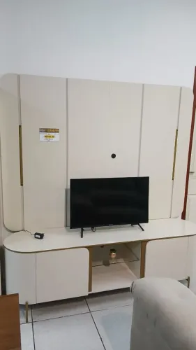 RACK COM PAINEL 