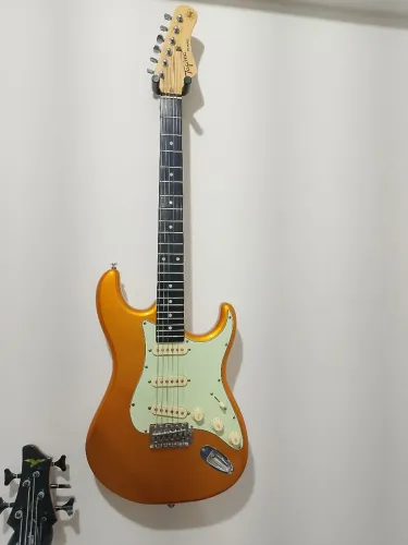 Guitarra Tagima Novinha