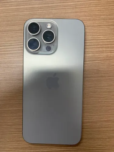 iPhone 15 Pro Max 