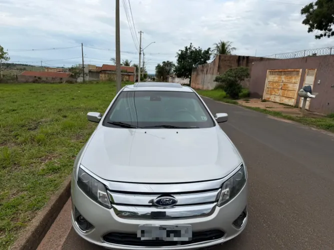 Ford Fusion SEL 3.0 V6 AWD 24V 243cv Aut. 2011