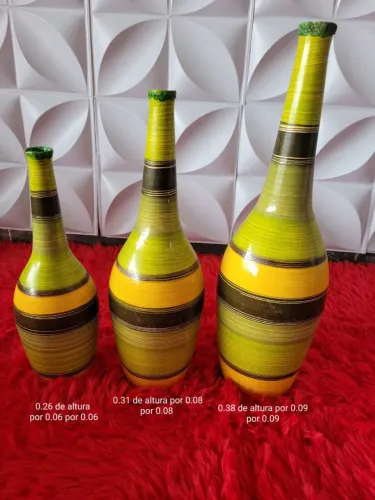3 garrafas decorativas