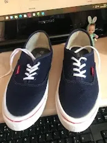 Tênis Casual Lona Azul Marinho Solado Branco Estilo Vans