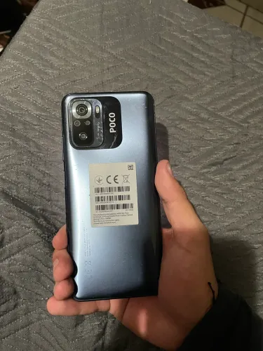 VENDO XIAOMI POCO M5S 4gb RAM + capinha+ carregador