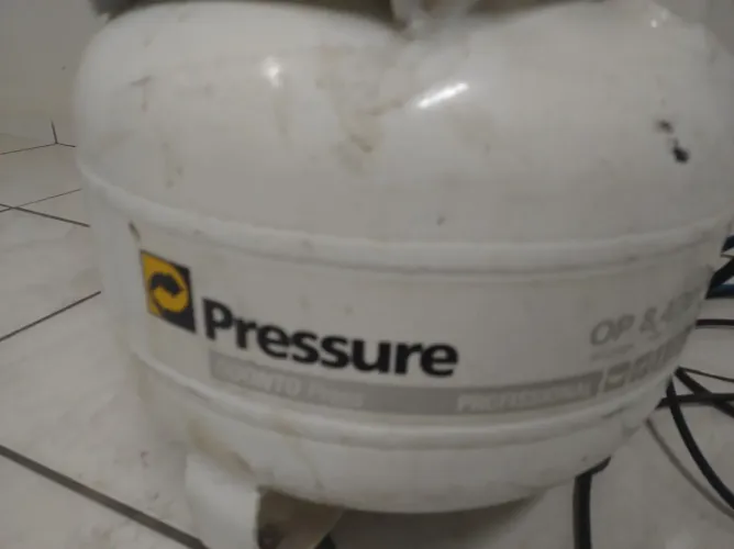 Compressor Pressure isento de Óleo 30 Litros