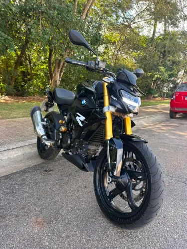 BMW G310R