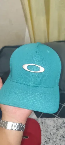 Boné Oakley Tincan cor verde água