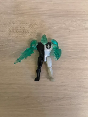 Diamante Battle Ben 10 Bandai - Acompanha carta