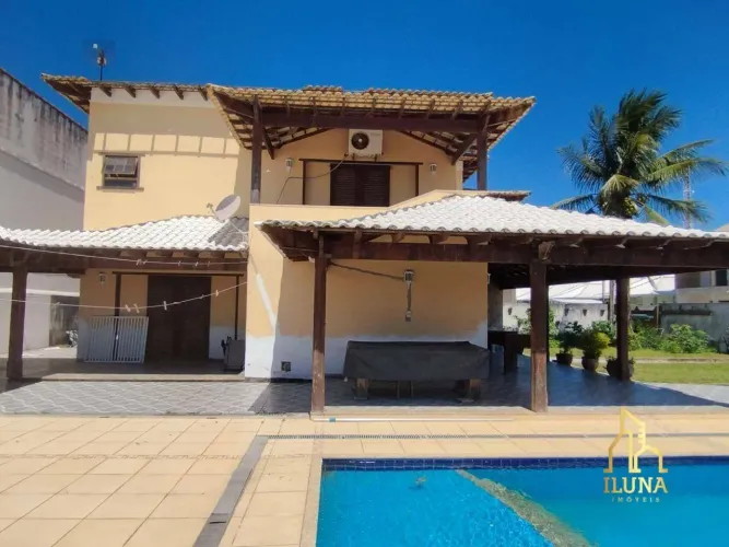 Casa com 4 dormitórios à venda, 31 m² por R$ 850.000 - Parati - Araruama/RJ