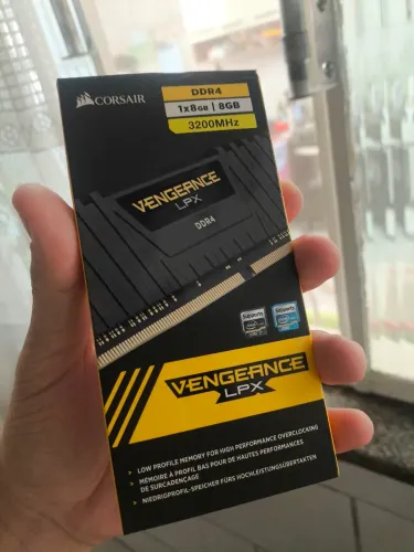 Memória Ram Corsair-Ddr4 