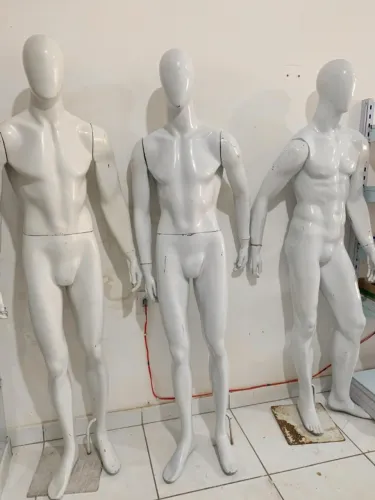 Vende - Manequim Fibra Masculino 