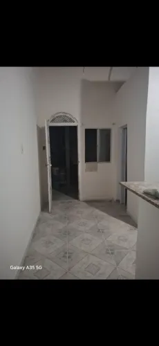 Alugo casa na coroa do meio