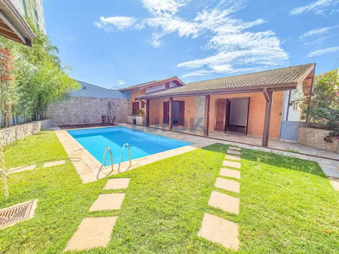 Casa 3 Suítes à Venda - Condomínio Maison Blanche - Valinhos / SP