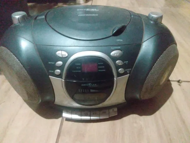 Radio Britânia
