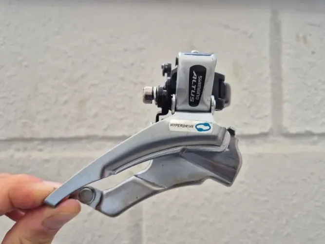 Cambio Dianteiro Shimano Altus
