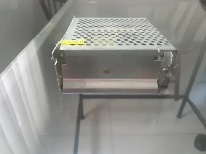Fonte colméia chaveada 120W (12V 10A)