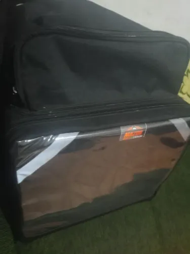 Bag nova..não entrego ,sou da região sul de são José dos Campos Não entrego.