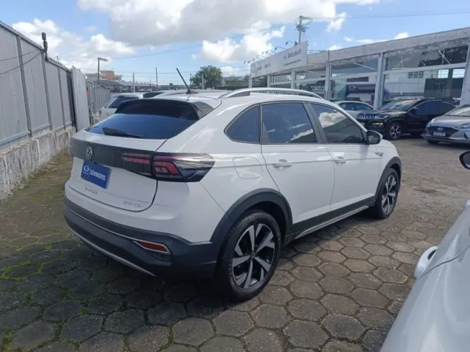 Volkswagen Nivus Highline 1.0 200 TSI Flex AUT 2023