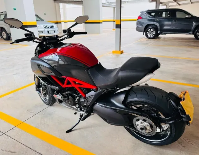 Ducati Diavel 1260S
