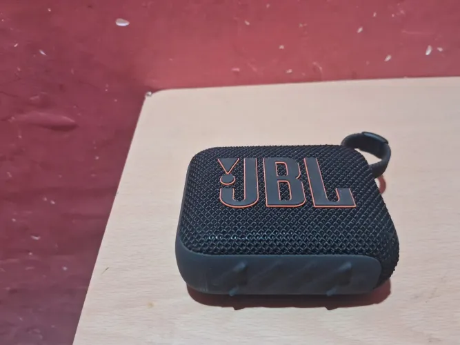 caixinha jbl exclusivamente para sua campanhia