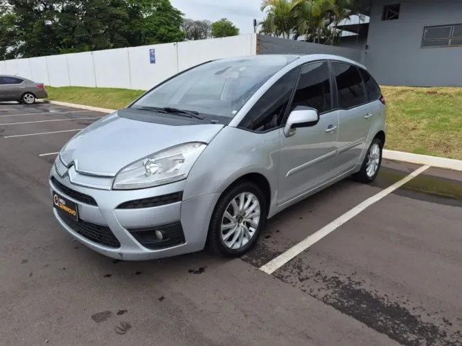 Citroen C4 GLX 2.0 Flex 16V 5P Aut. 2011
