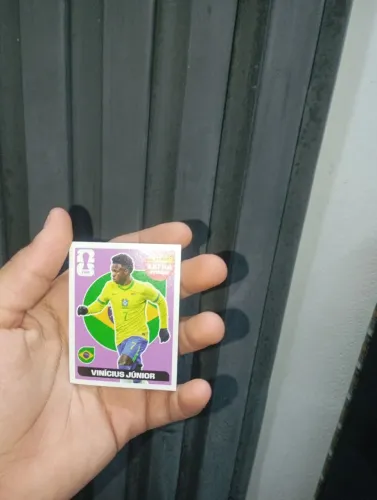 Vinícius Junior Figurinha extra roxa