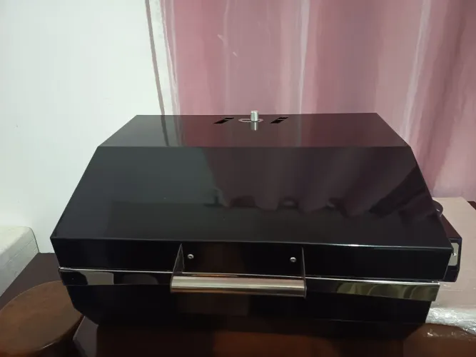 Churrasqueira grill a gás com pedra para assar pizza Marca :metavila grill