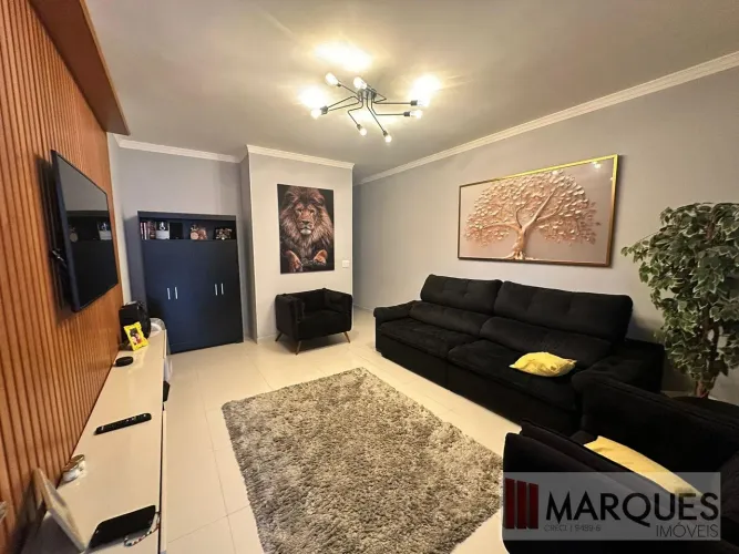 Casa à Venda em Vila Medeiros, SP - 3 Dorms, 180m² por R$699k