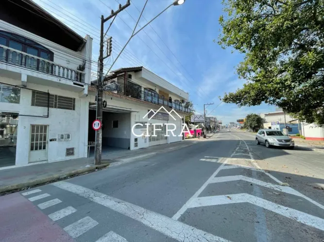 Galpão - Aluguel - 485m² - Avenida Barão do Rio Branco - Bairro Budag - Rio do Sul