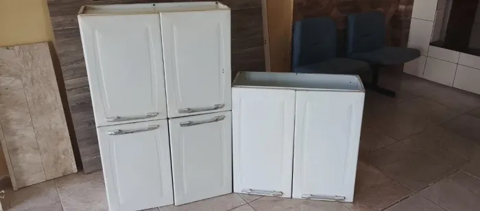 Armário de cozinha em aço
