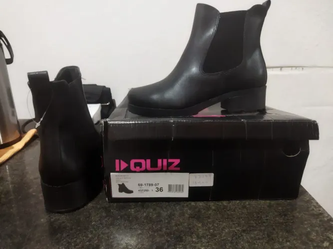 Bota preta Nova 