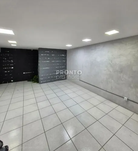 Imóvel Comercial em Espinheiro