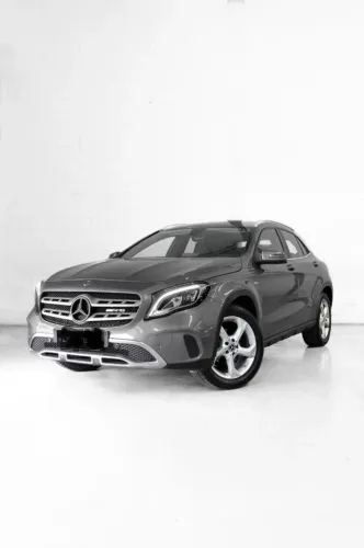 Mercedes-Benz GLA 200 Adv. 1.6/1.6 TB 16V Flex Aut. 2018