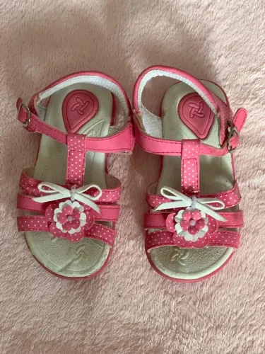 Lote roupa e calçado infantil (ver descrição)