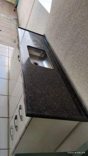 Pia de granito com gabinete 2,00 mts