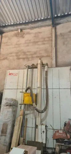 Vendo máquina para marcenaria.