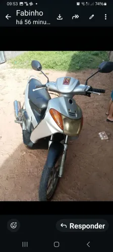 Vende-se Yamaha scooter