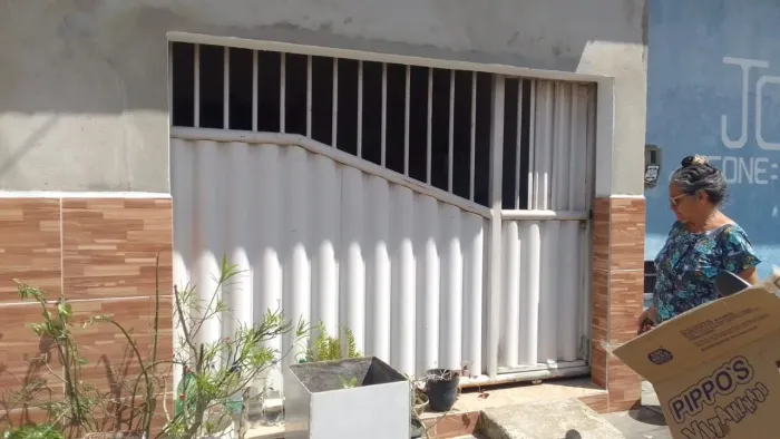 Portão de metalom galvanizado já com pintura