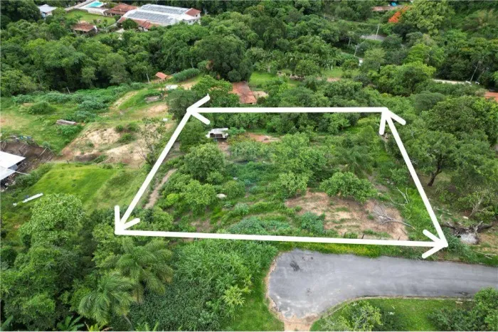 chacara -Terreno 1620 metros | Bairro Tranquilo e Valorização Crescente | fácil acesso! -